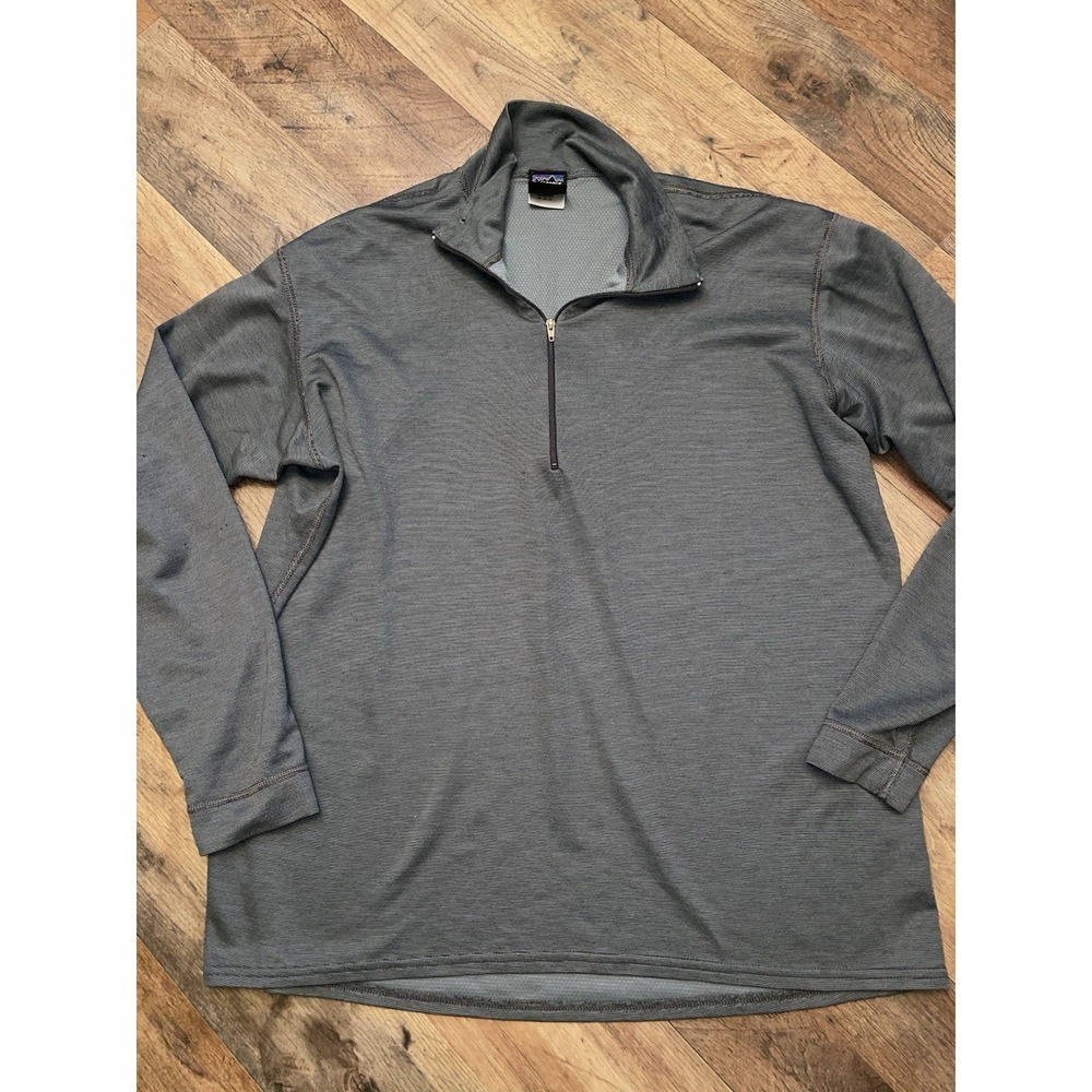vintage Patagonia Capilene 1/4 zip base layer pullover men's large (few snags)